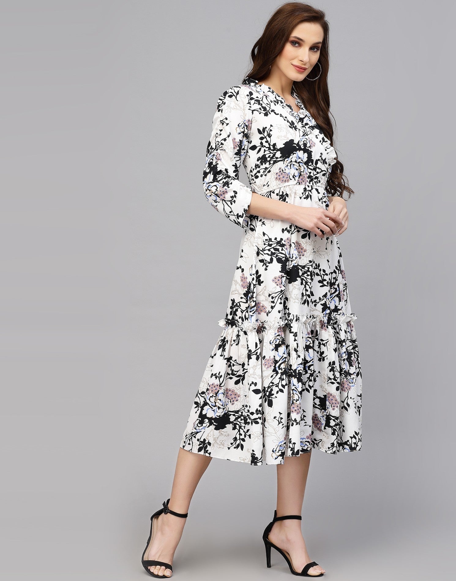 WesternStitch Women's Crepe Floral Printed Ruffled Western Maxi Dress WesternStitch